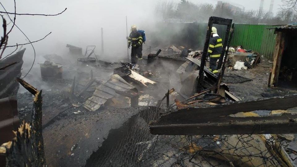 V Košicích někdo úmyslně zapálil chatu. Zemřely tři malé děti